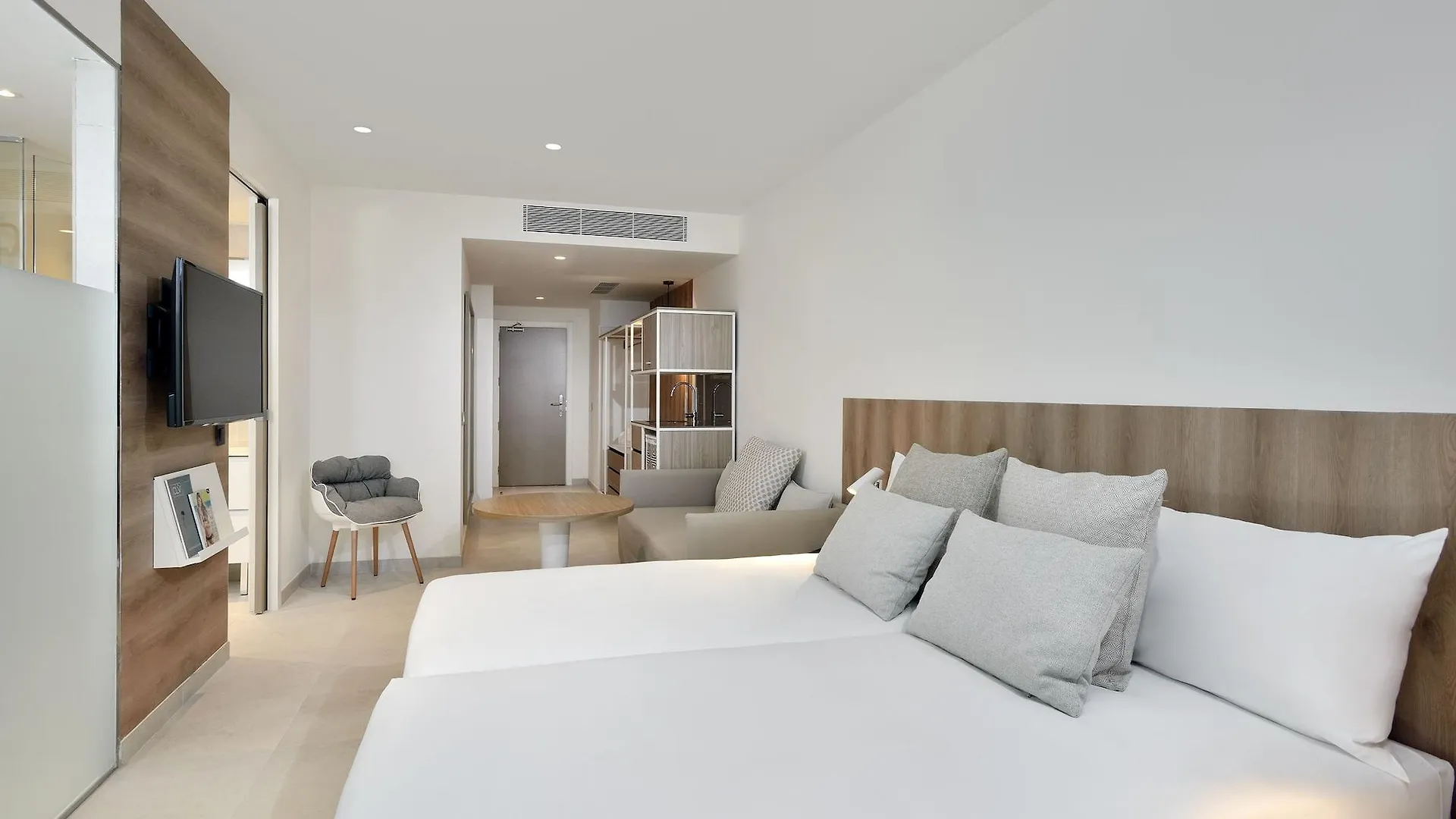 **** Hotel Innside By Melia Calvia Beach Magaluf  Espagne